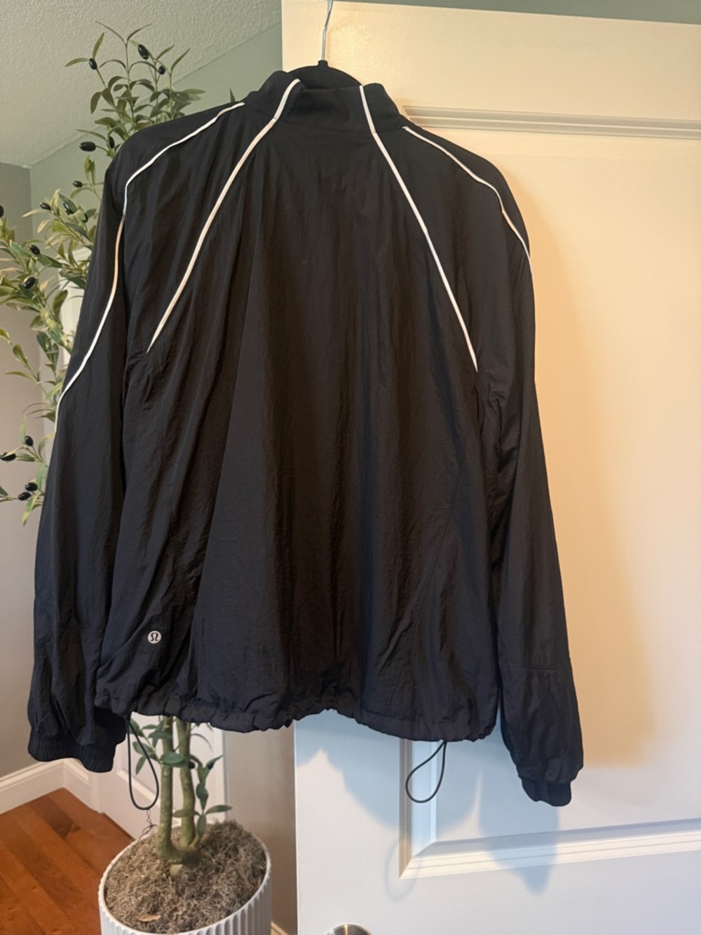 Lululemon License to Train set - Picture 4 of 8